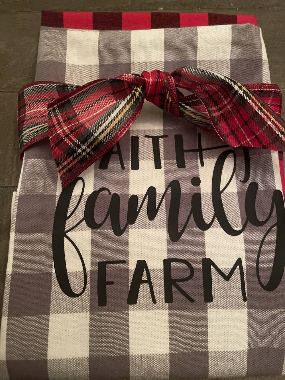 Faith Family Farm 2 Tea Towel Gift Set 21x30 Buffalo Check